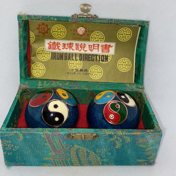 Chinese Large Musical Baoding Balls Stress Relief Relaxation Asian with Case - Picture 9 of 11